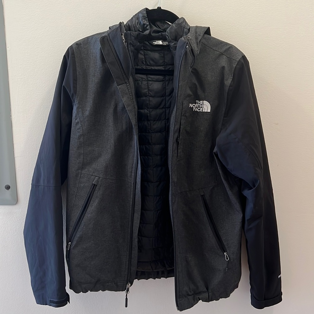 Women’s North Face Winter/Water Resistant Coat/Jacket